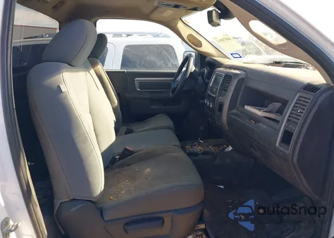 2015 Ram 2500 Tradesman из США, поврежденный, VIN 3C6MR5AJ0FG650969